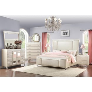 Buy now White Cosmos Furniture Chanel-Q-Bed