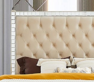 Bedroom  Cream Homey Design  photo