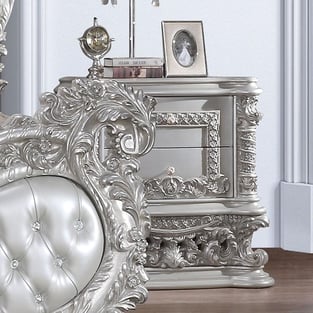 Order Silver Homey Design  HD-CK1808-3PC Bedroom now