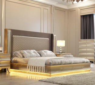 Bedroom  Gold, Silver, Cocoa Homey Design  photo