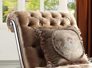 Living Room  Mahogany, Beige Homey Design  photo