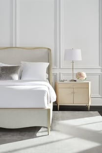 Bedroom  Champagne, Pearl Caracole photo