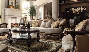 Living Room  Gold, Cherry, Sage Homey Design  photo